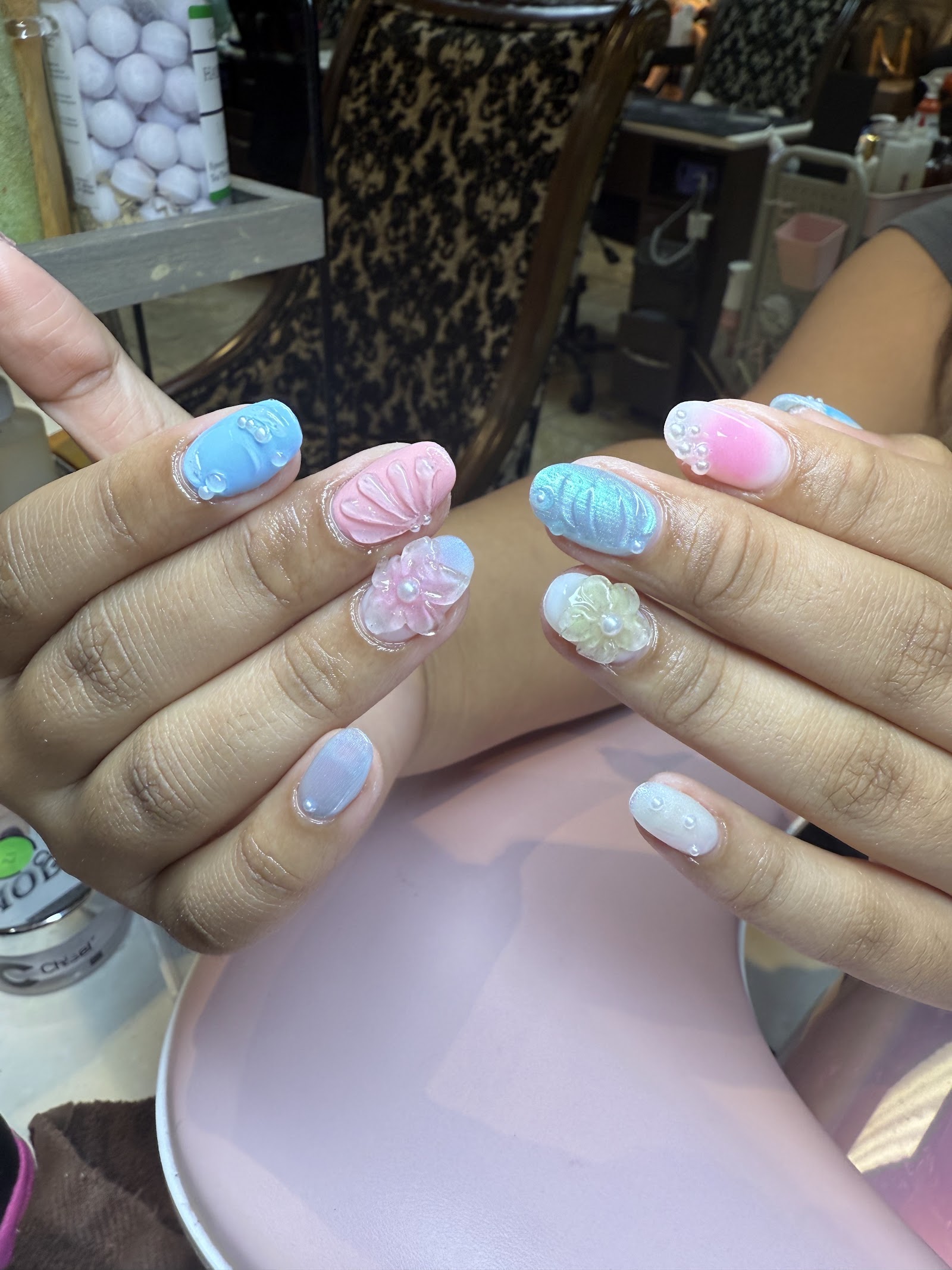 Modern Nails & Spa nail photo 5